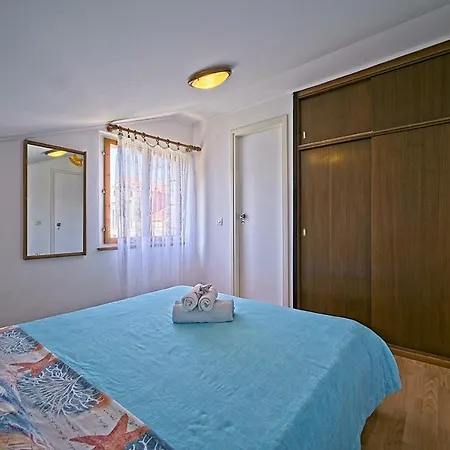 Matana Guest house Pomena