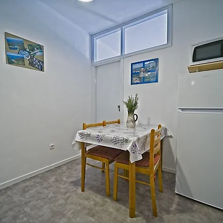 Pensión Matana 3*