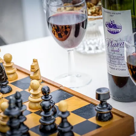 Matana Πανσιόν