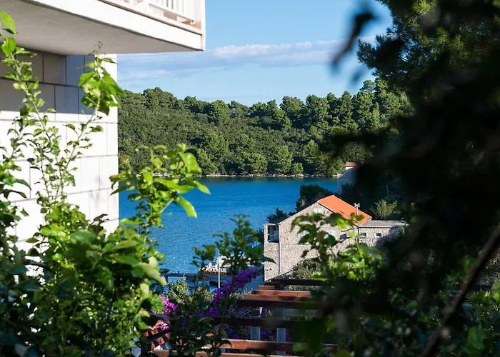 Matana Pensionat Pomena